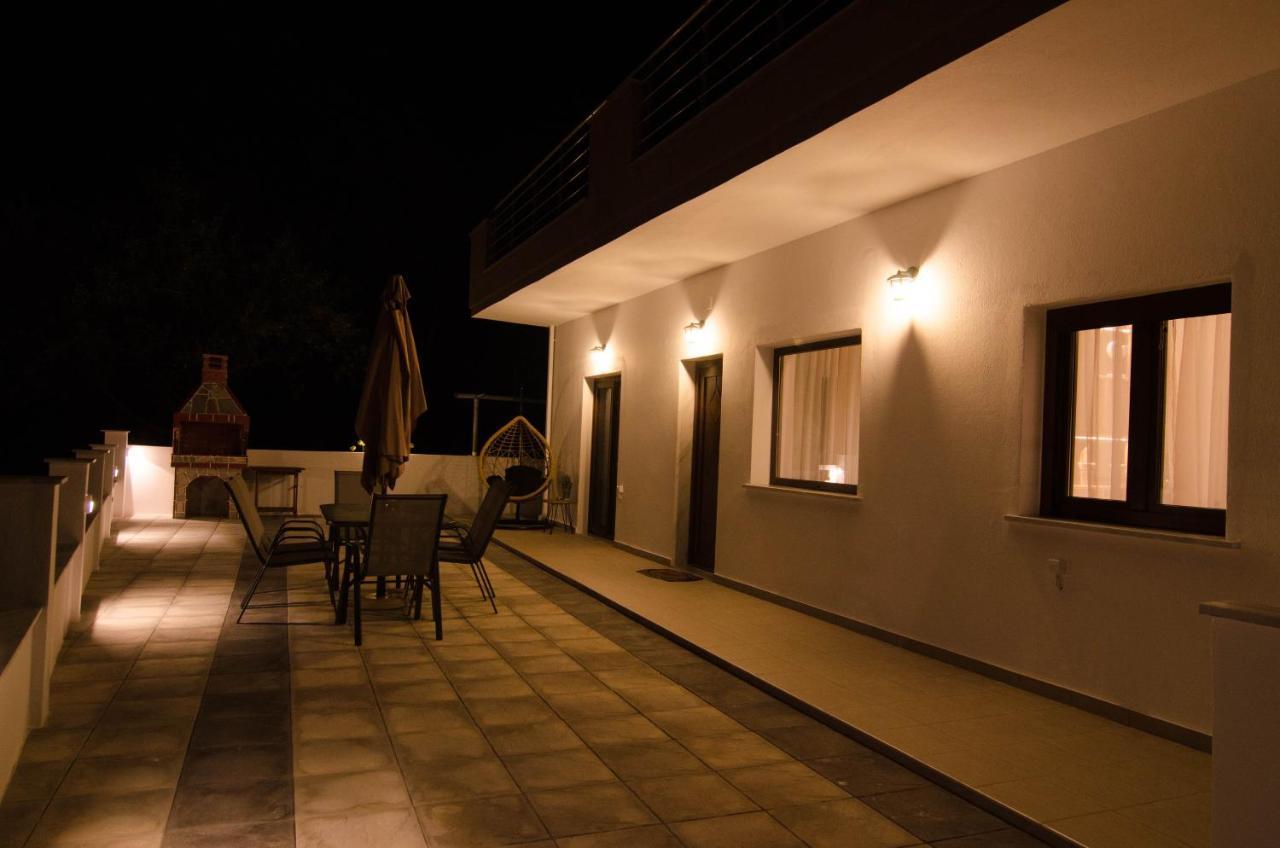 L & A - Guest House Szkála Potamiász Kültér fotó