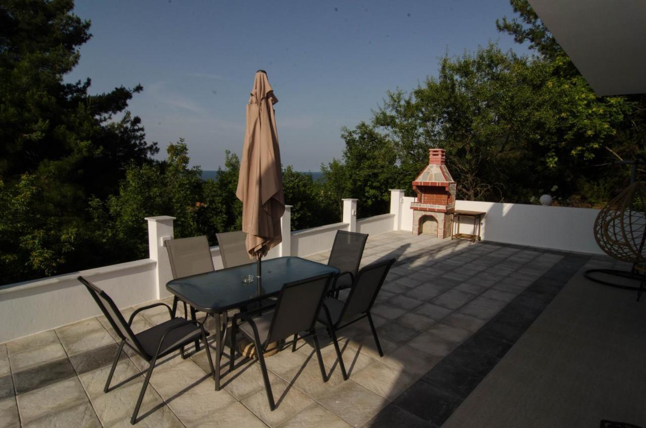 L & A - Guest House Szkála Potamiász Kültér fotó
